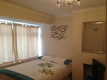 Apple House Guesthouse Heathrow Airport Hillingdon Zewnętrze zdjęcie